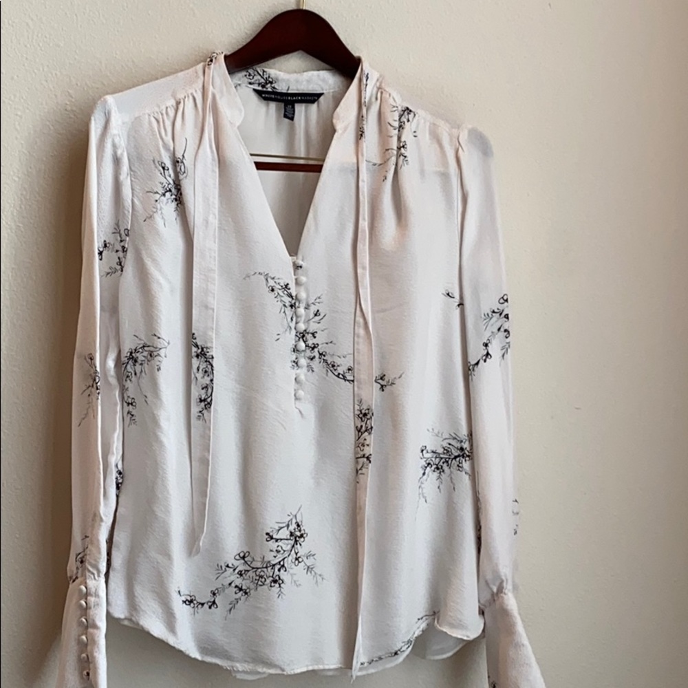 Silk lined White House Black Market blouse